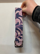 Load image into Gallery viewer, Medium Breed- Kiwi Hound Dog Handcrafted Dog Collar