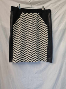 Picadilly Pencil Skirt Size L